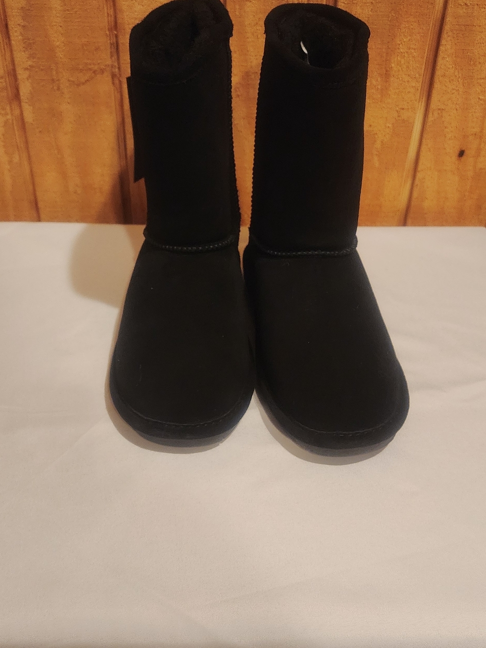 Bear Paw Emma Short Black Winter Boots Size 8